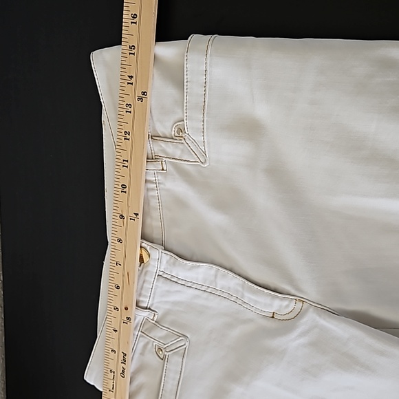 Escada white cotton blend jeans/gold details, size ?10 - Picture 8 of 16